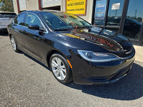 Chrysler 200 LX Sedan FWD