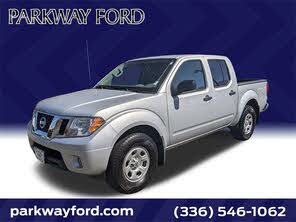 Nissan Frontier SV Crew Cab 4WD