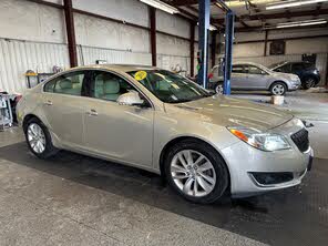 Buick Regal Premium II Sedan FWD
