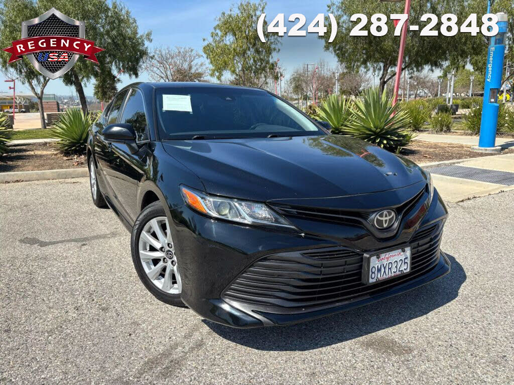 2018 Toyota Camry SE
