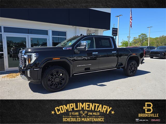 2025 GMC Sierra 2500HD Denali Crew Cab 4WD