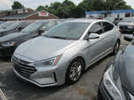 Hyundai Elantra SEL FWD