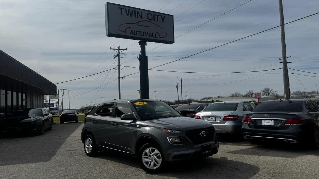 2021 Hyundai Venue SE FWD