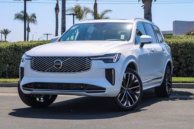 2025 Volvo XC90 B6 Ultra Bright Theme 7-Passenger AWD