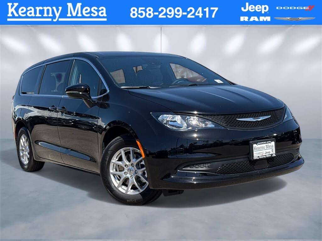 2025 Chrysler Voyager LX FWD