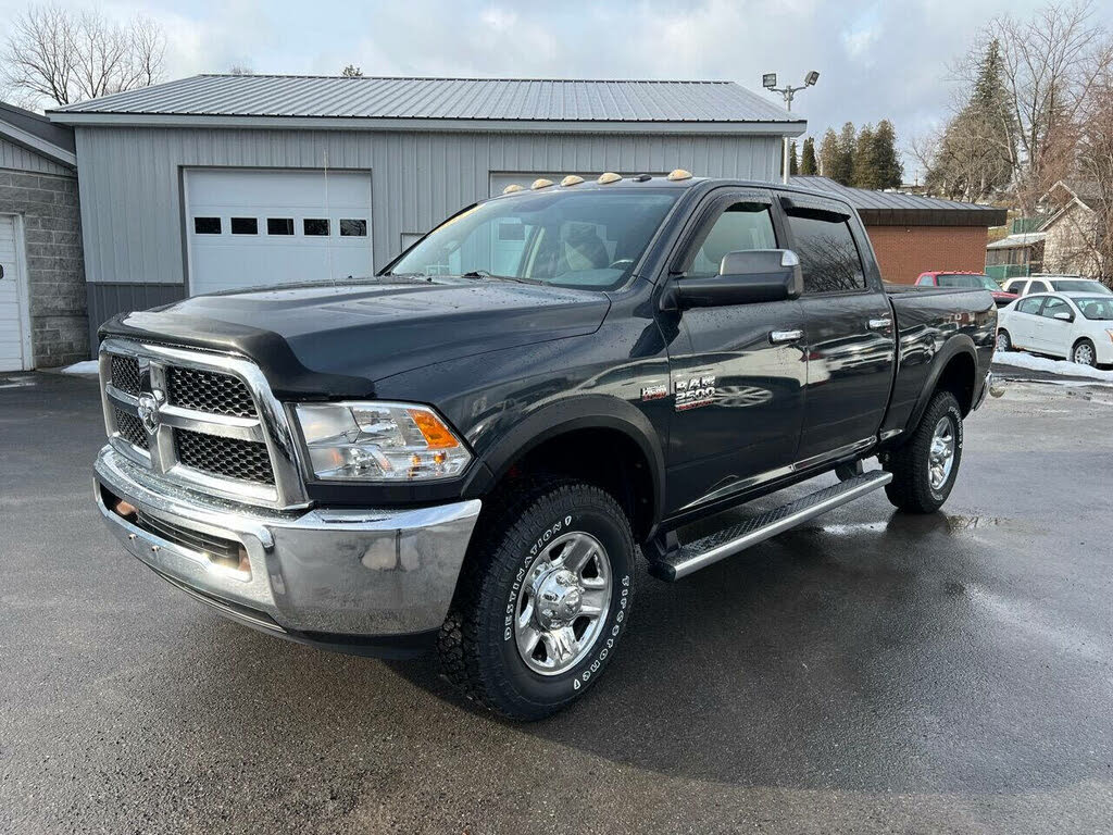 2015 RAM 2500 SLT Crew Cab 4WD