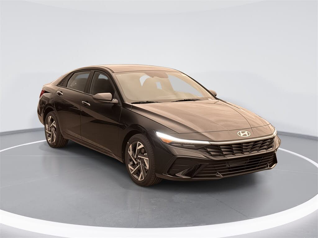 2025 Hyundai Elantra SEL Convenience FWD