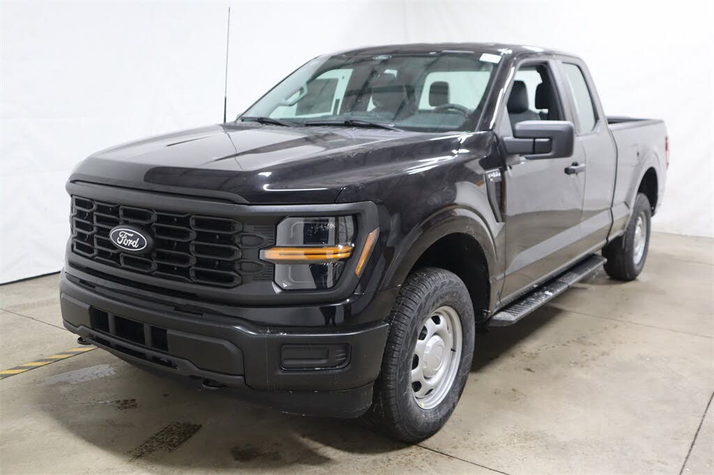 2025 Ford F-150 XL SuperCab 4WD