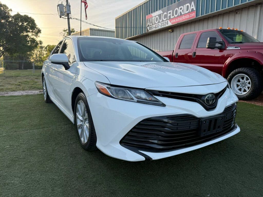 2018 Toyota Camry LE