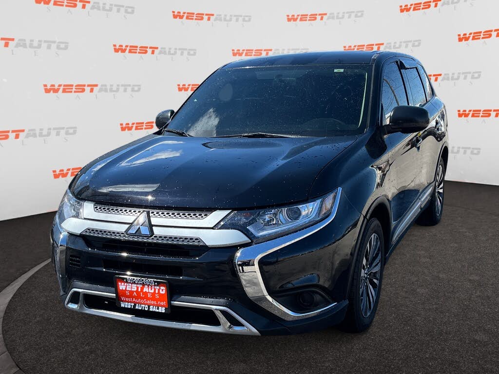 2020 Mitsubishi Outlander ES FWD