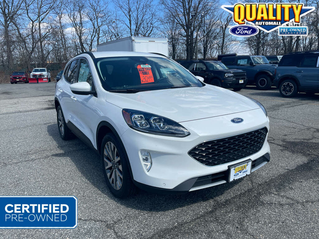 2022 Ford Escape Titanium AWD