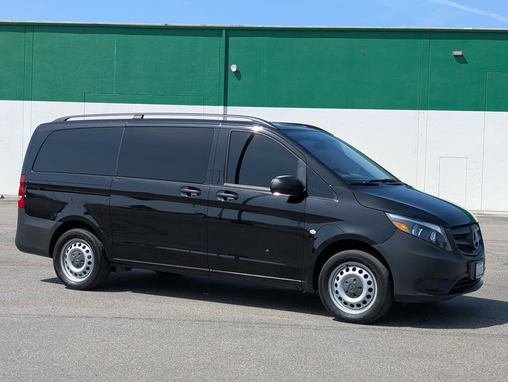 2021 Mercedes-Benz Metris Passenger RWD