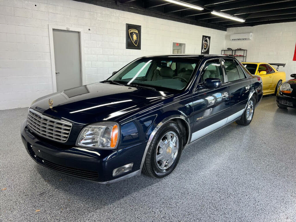 2004 Cadillac DeVille Sedan FWD