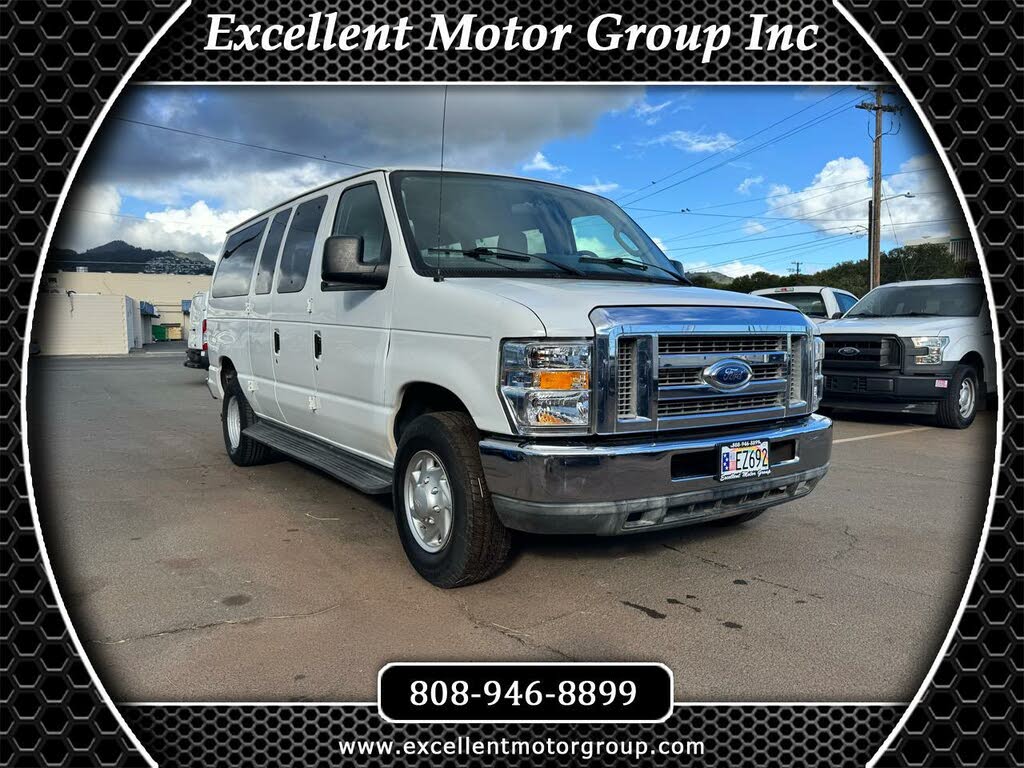 2011 Ford E-Series E-350 XLT Super Duty Passenger Van