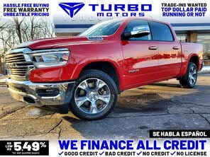 RAM 1500 Laramie Crew Cab 4WD