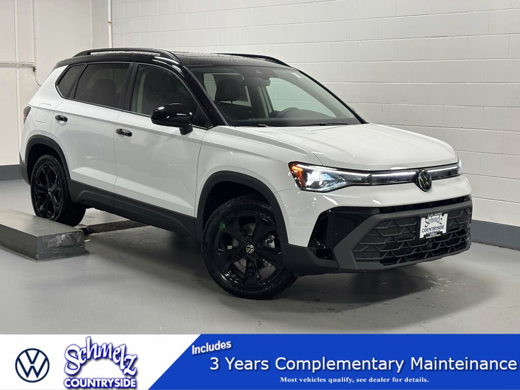 2025 Volkswagen Taos SE Black 4Motion