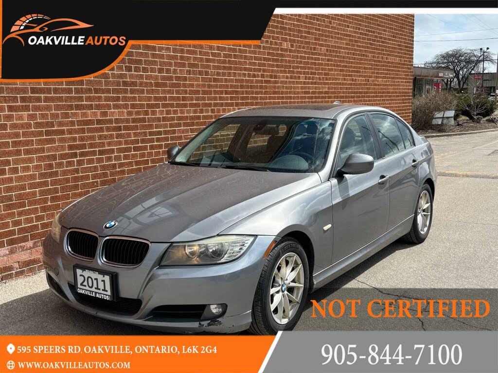2011 BMW 3 Series 323i Sedan RWD
