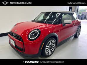 MINI Cooper S Signature Trim 2-door Hatchback