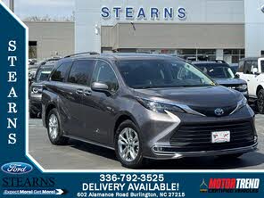Toyota Sienna XLE 7-Passenger AWD