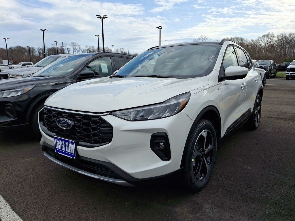 2025 Ford Escape ST-Line Select AWD