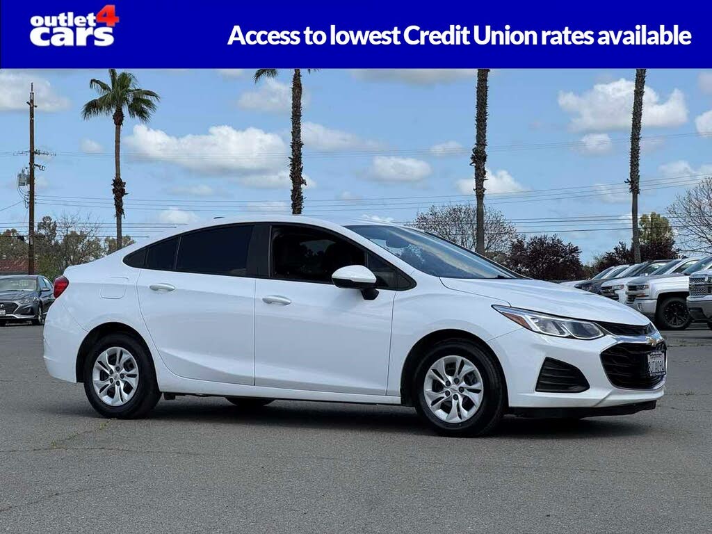2019 Chevrolet Cruze LS Sedan FWD