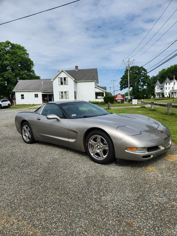 1998 Chevrolet Corvette Coupe RWD