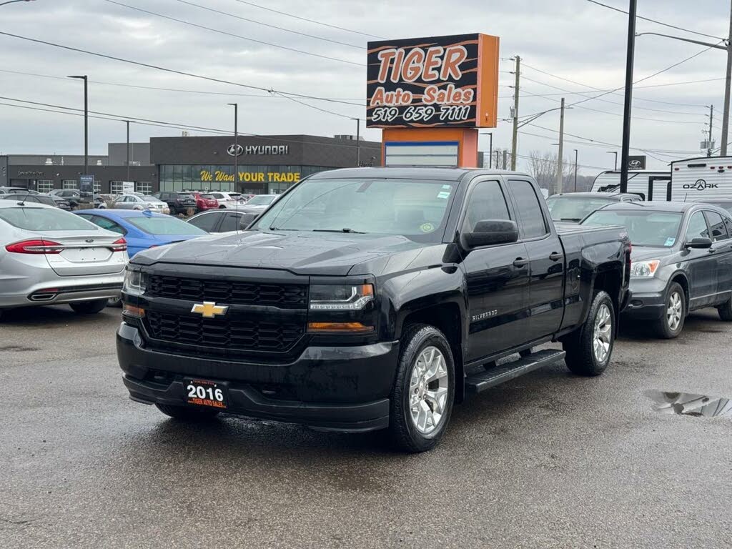 Chevrolet Silverado 1500 Custom Double Cab 4WD 2016