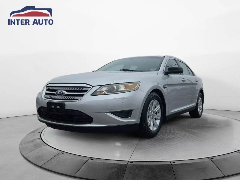 2011 Ford Taurus SE