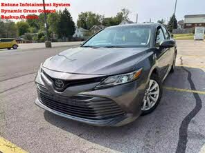 Toyota Camry LE FWD
