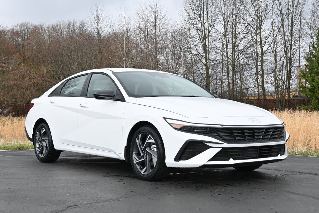 2025 Hyundai Elantra SEL Sport FWD