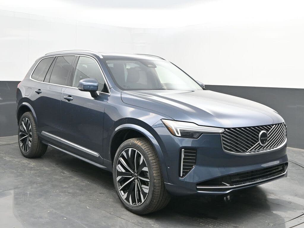 2025 Volvo XC90 Recharge T8 Plus Bright Theme 7-Passenger eAWD