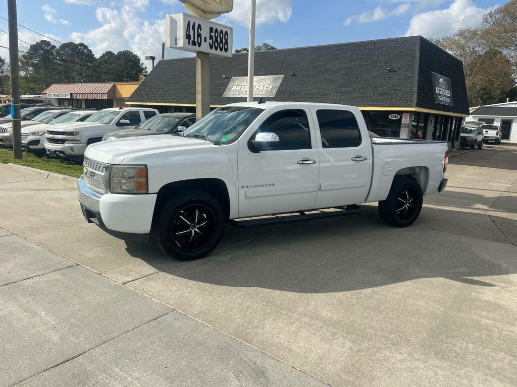 2008 Chevrolet Silverado 1500 LS Crew Cab RWD