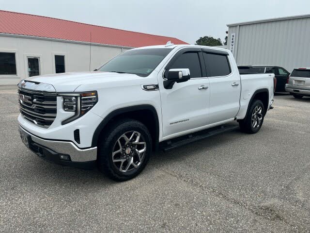 2023 GMC Sierra 1500 SLT Crew Cab 4WD