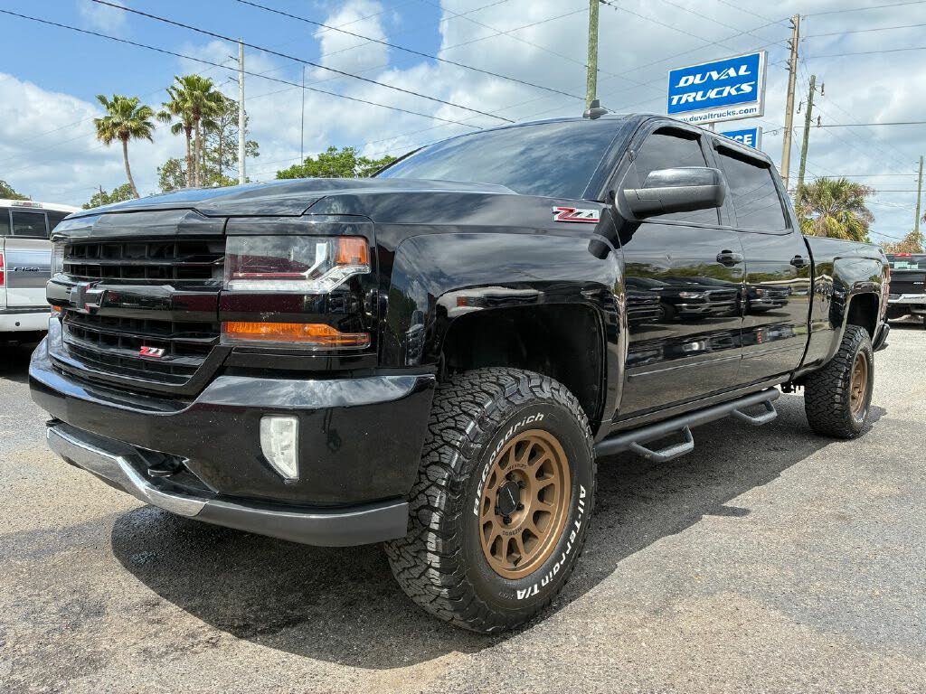 2018 Chevrolet Silverado 1500 LT Z71 Crew Cab 4WD