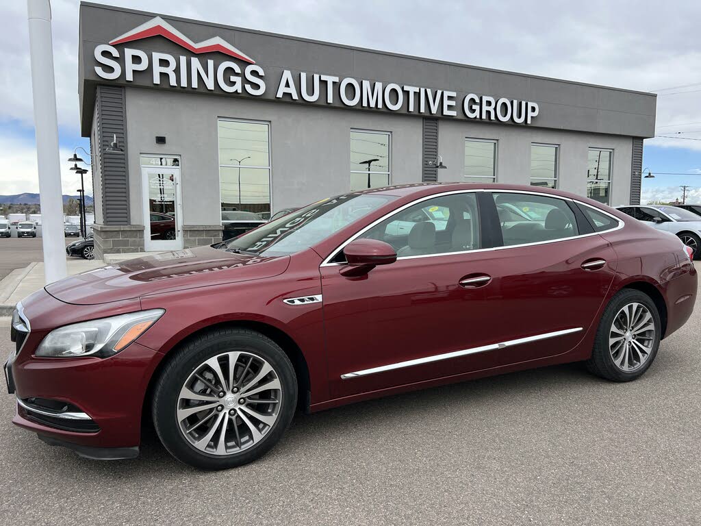2017 Buick LaCrosse Essence FWD