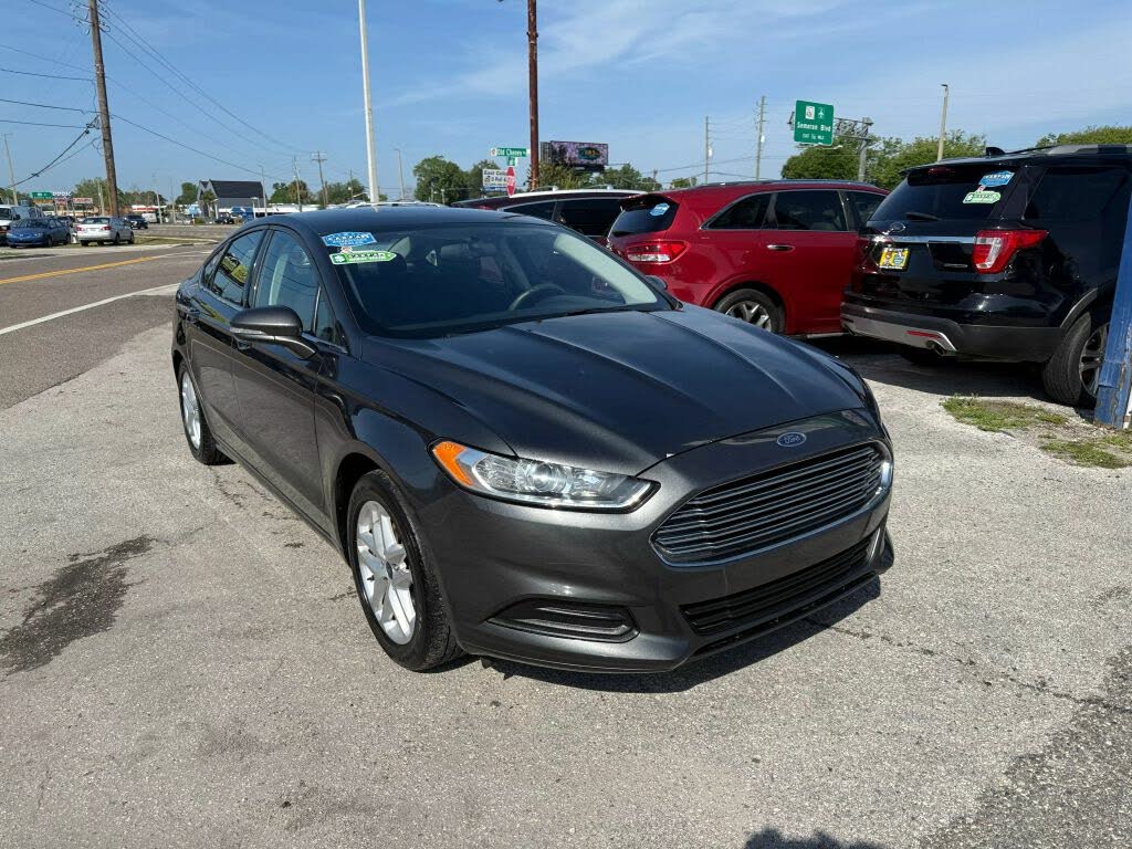 2016 Ford Fusion SE
