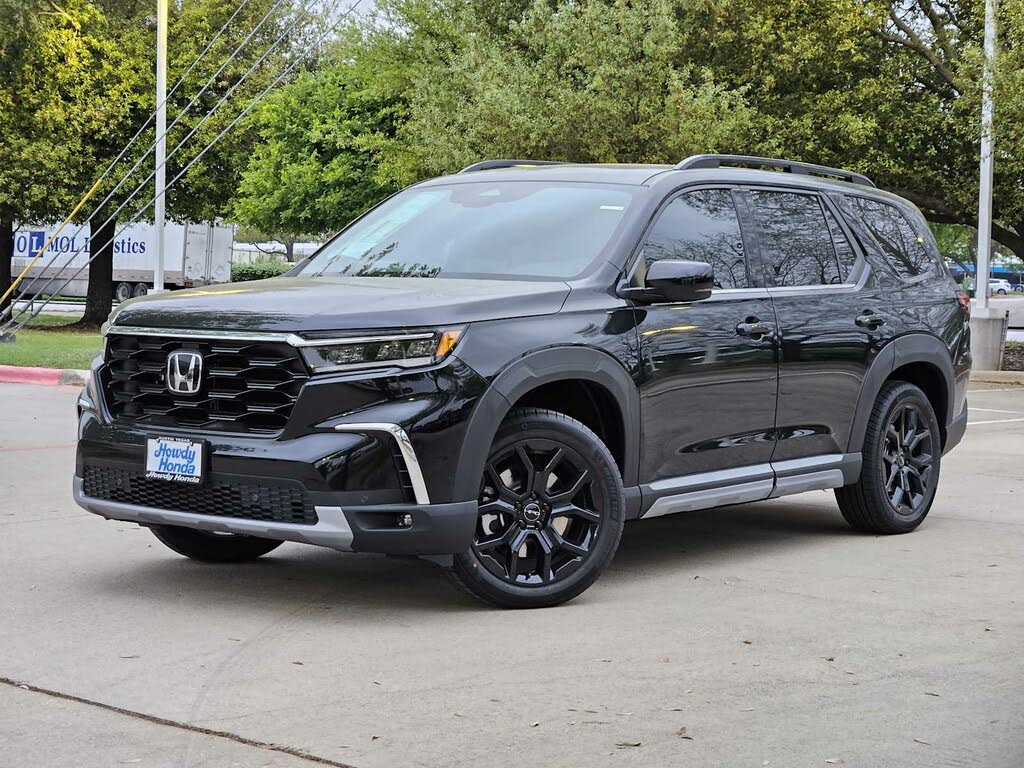 2025 Honda Pilot Touring+ FWD