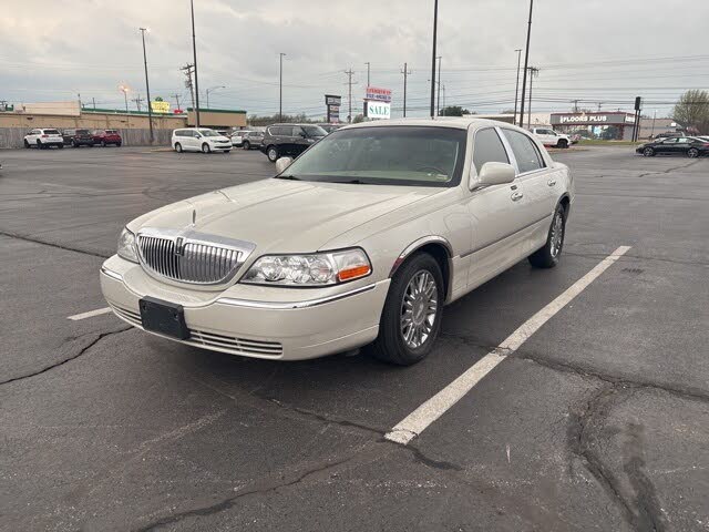 Used Lincoln Town Car Designer Series for Sale (with Photos Used Lincoln Town Car Designer Series for Sale (with Photos