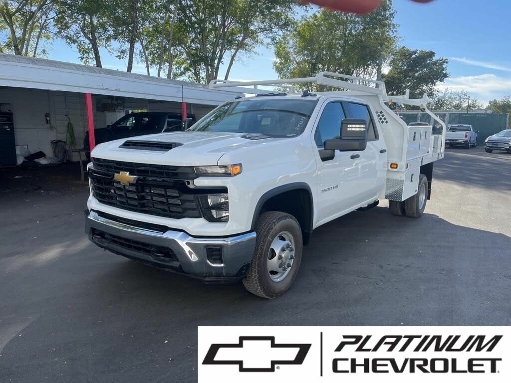 2024 Chevrolet Silverado 3500HD Chassis Work Truck Crew Cab 4WD