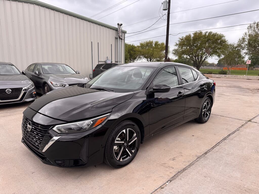 2025 Nissan Sentra SV FWD