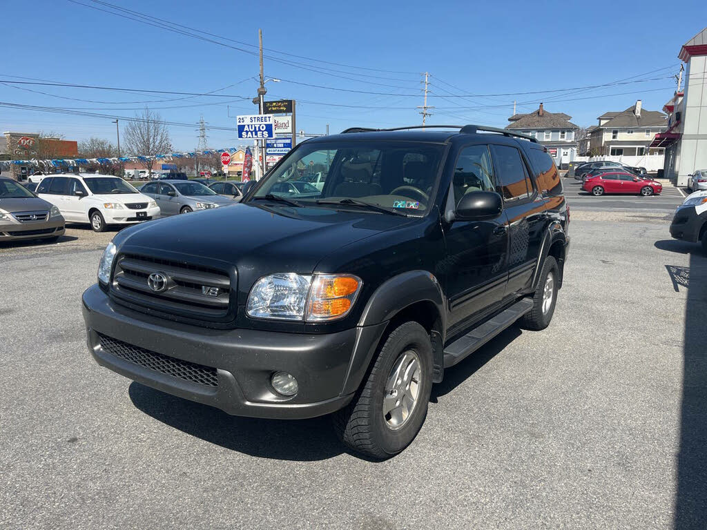 2004 Toyota Sequoia SR5 4WD