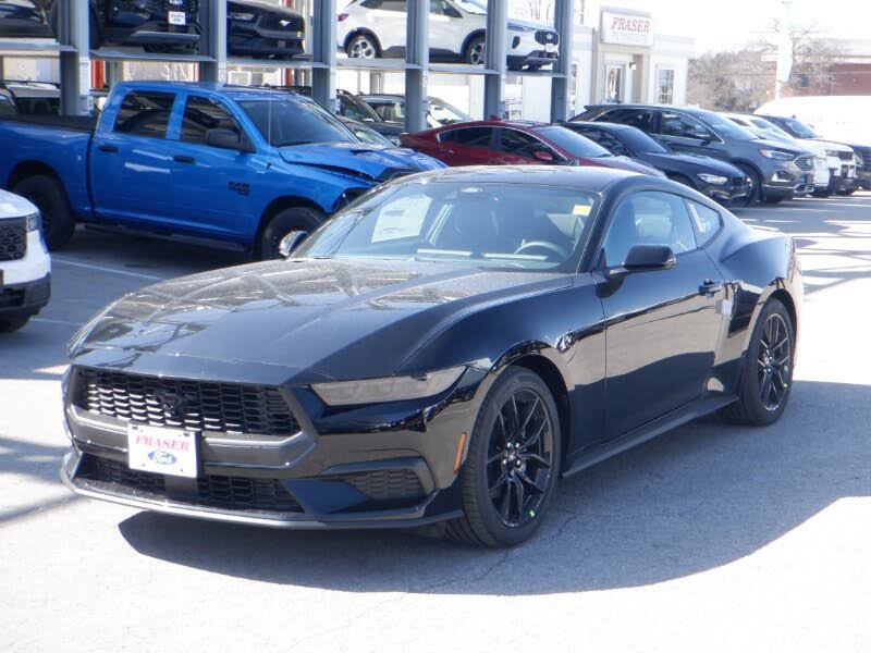 2025 Ford Mustang EcoBoost Fastback RWD