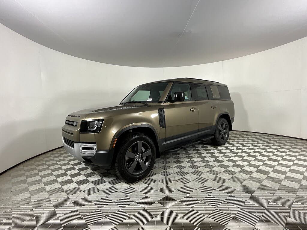 2025 Land Rover Defender 130 P400 S AWD