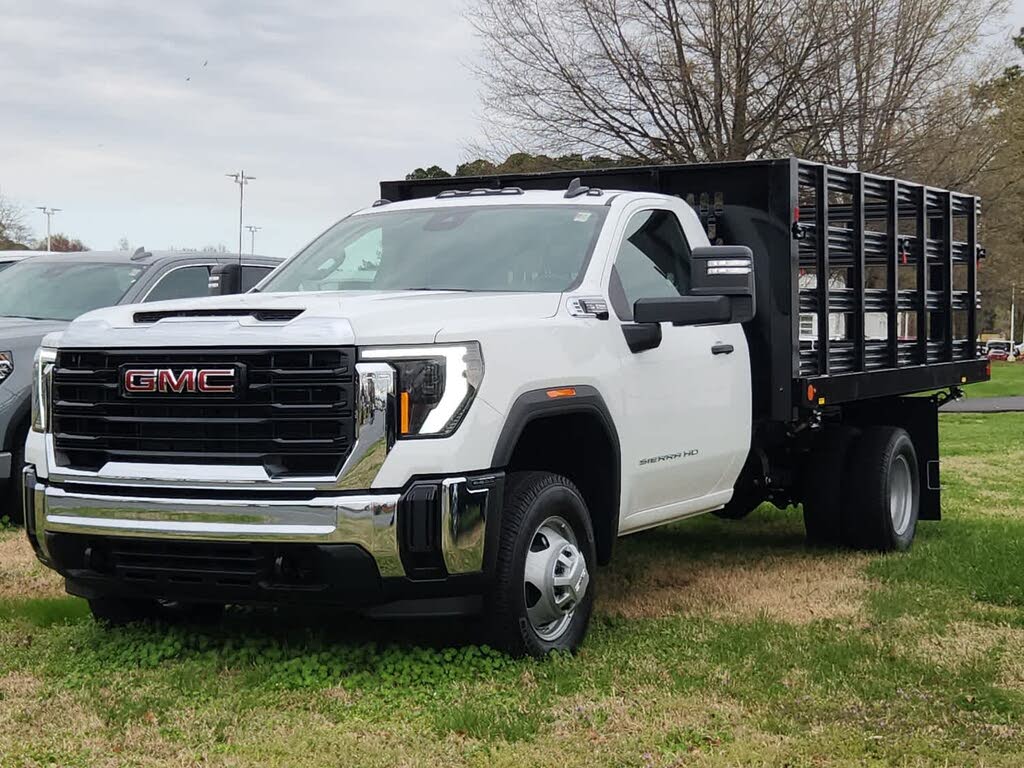 2025 GMC Sierra 3500HD Chassis Pro Regular Cab RWD