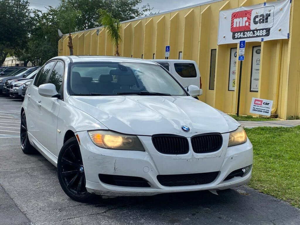 2011 BMW 3 Series 328i Sedan RWD