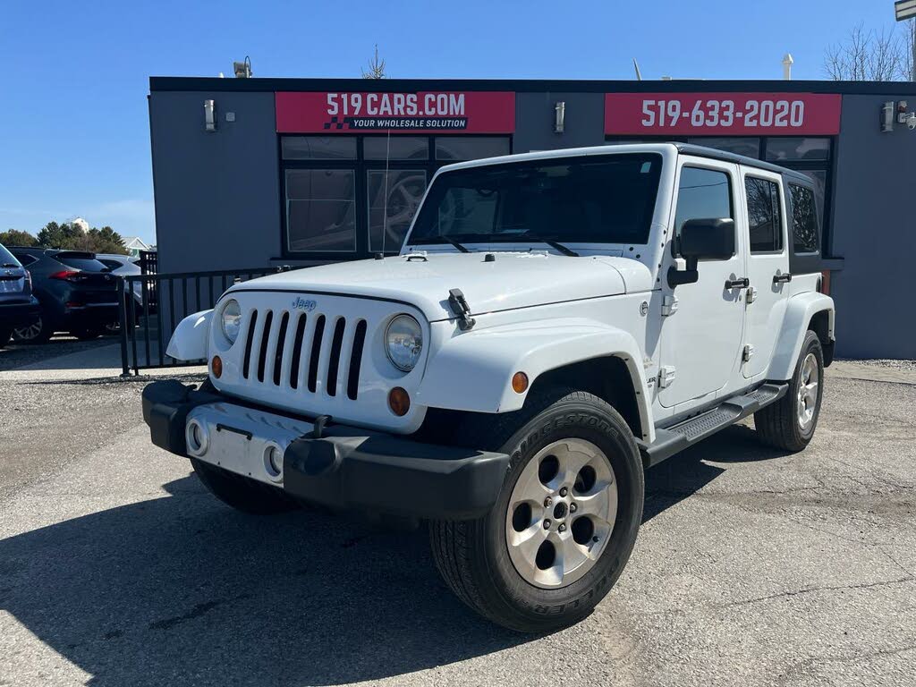 2013 Jeep Wrangler Unlimited Sahara 4WD