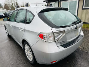 Subaru Impreza 2.5i Premium Hatchback