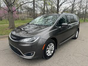 Chrysler Pacifica Touring L FWD