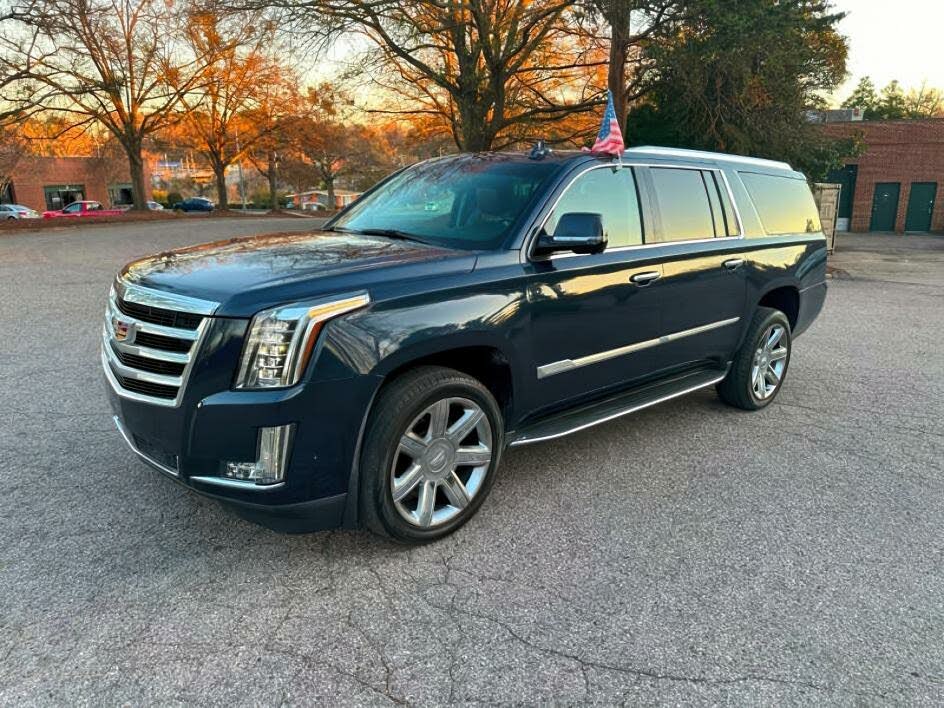 2018 Cadillac Escalade ESV Luxury RWD