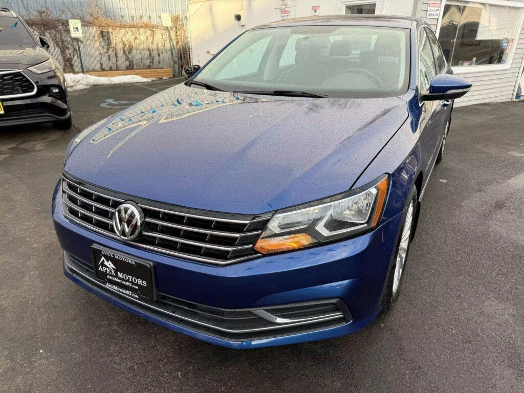 2017 Volkswagen Passat 1.8T SE